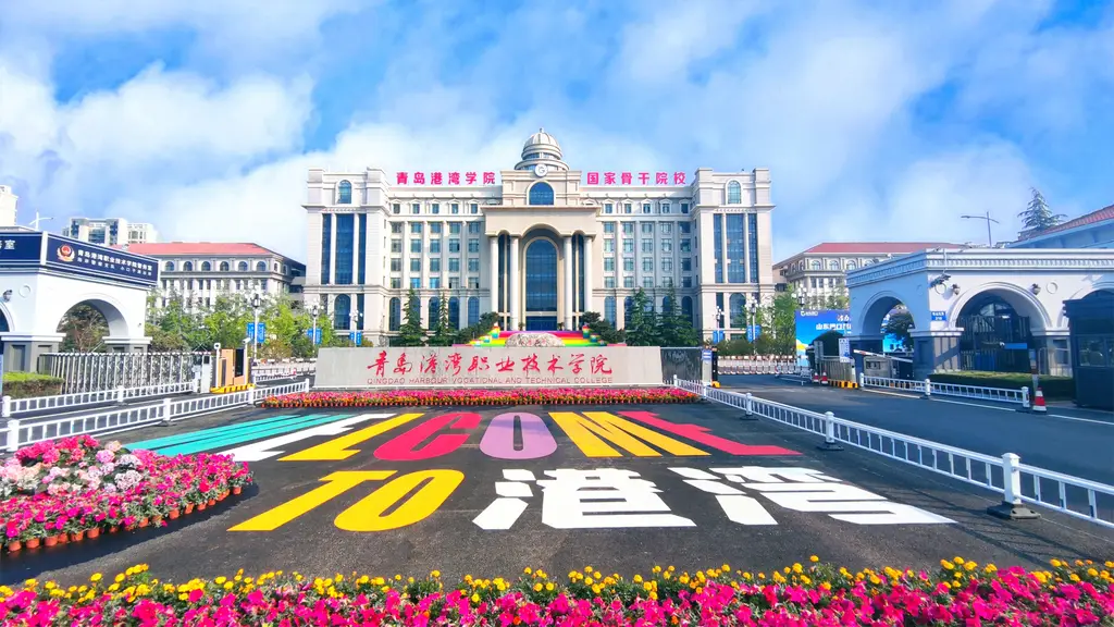 Tiếng Trung kế toán: 60 từ vựng chuyên ngành tài chính – kế toán – thuế và mẫu câu báo cáo với sếp Trung